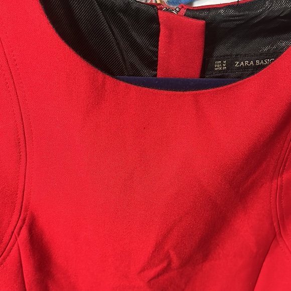 Zara Basics - Picture 2 of 5